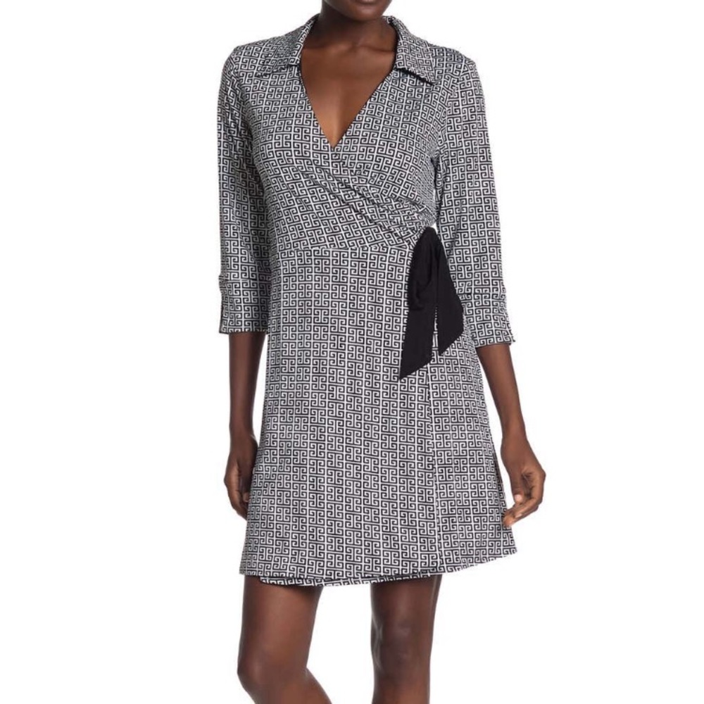 Laundry by Shelli Segal reversible wrap dress